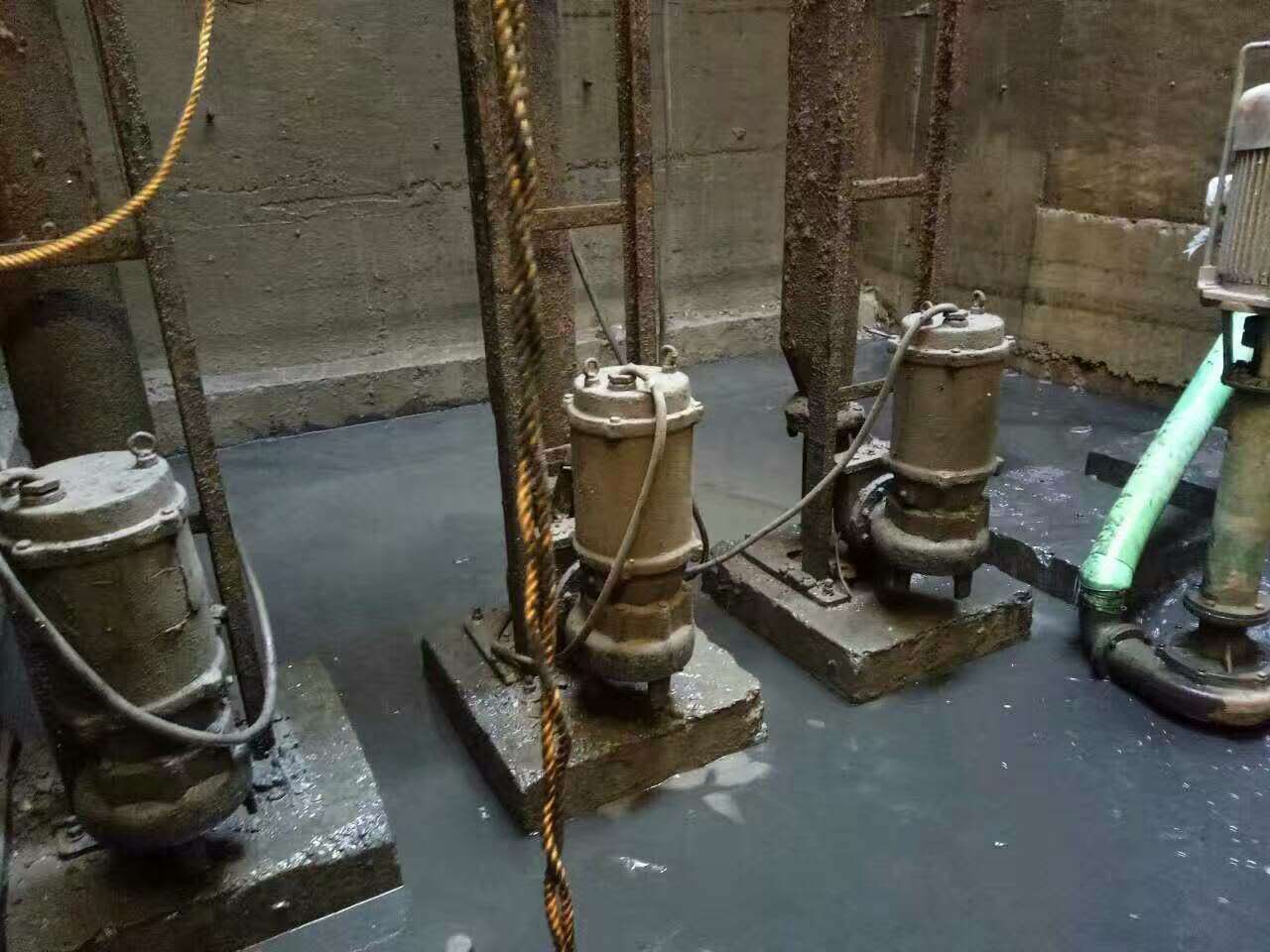 惠安污水池清理