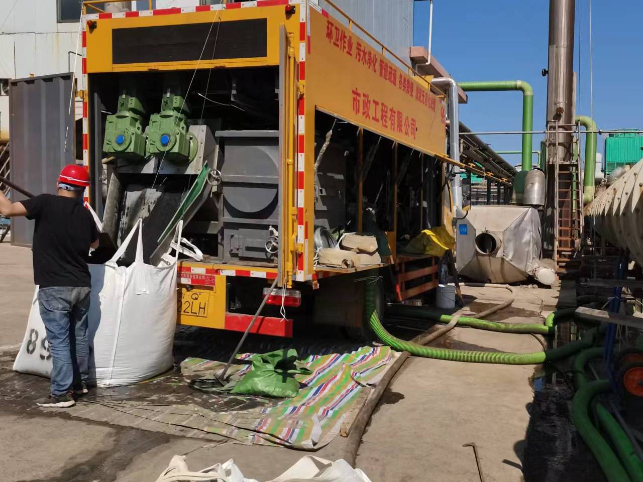 惠安淤泥压干处理